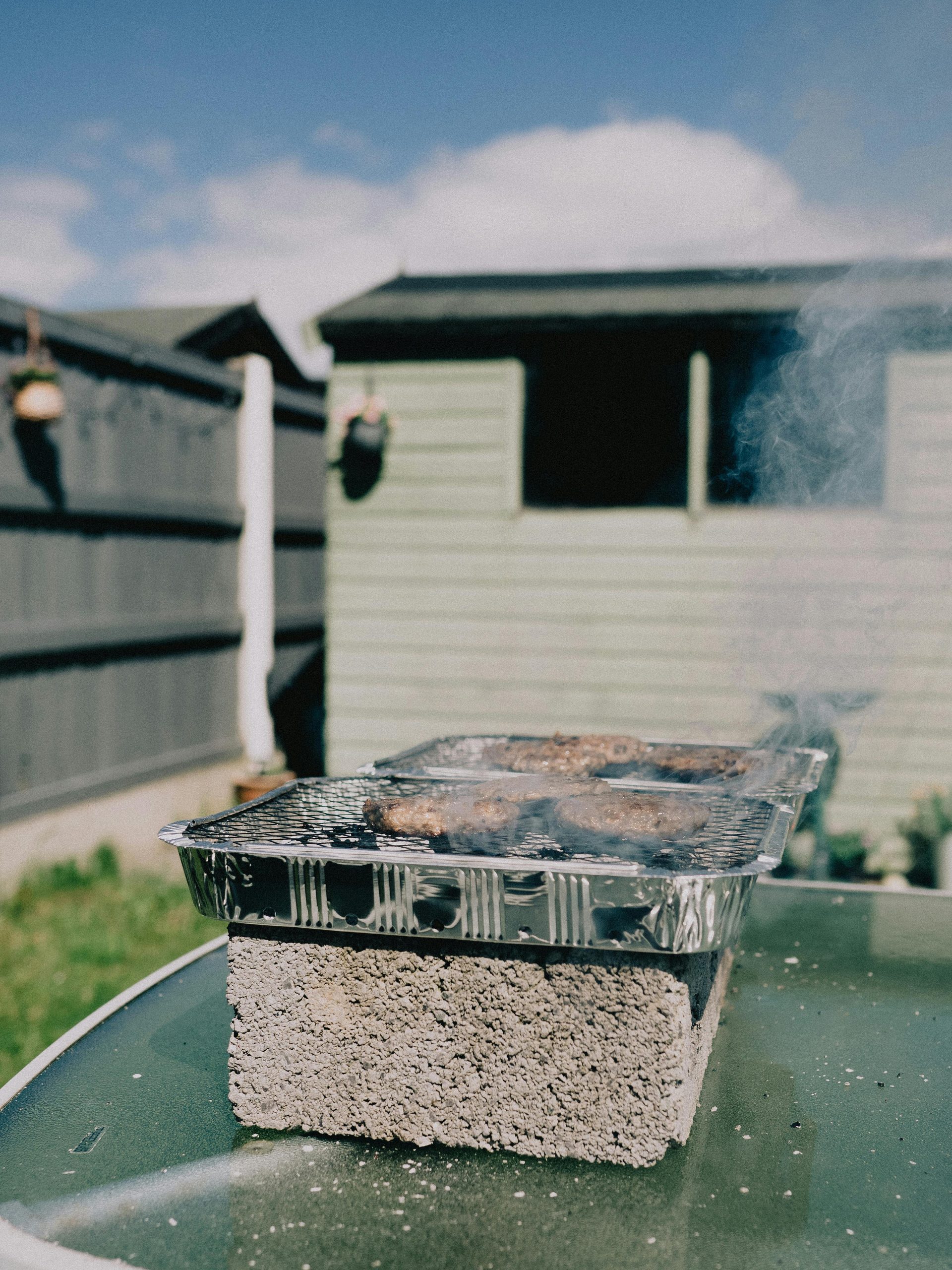 Barbecue maison en construction - étapes de fabrication