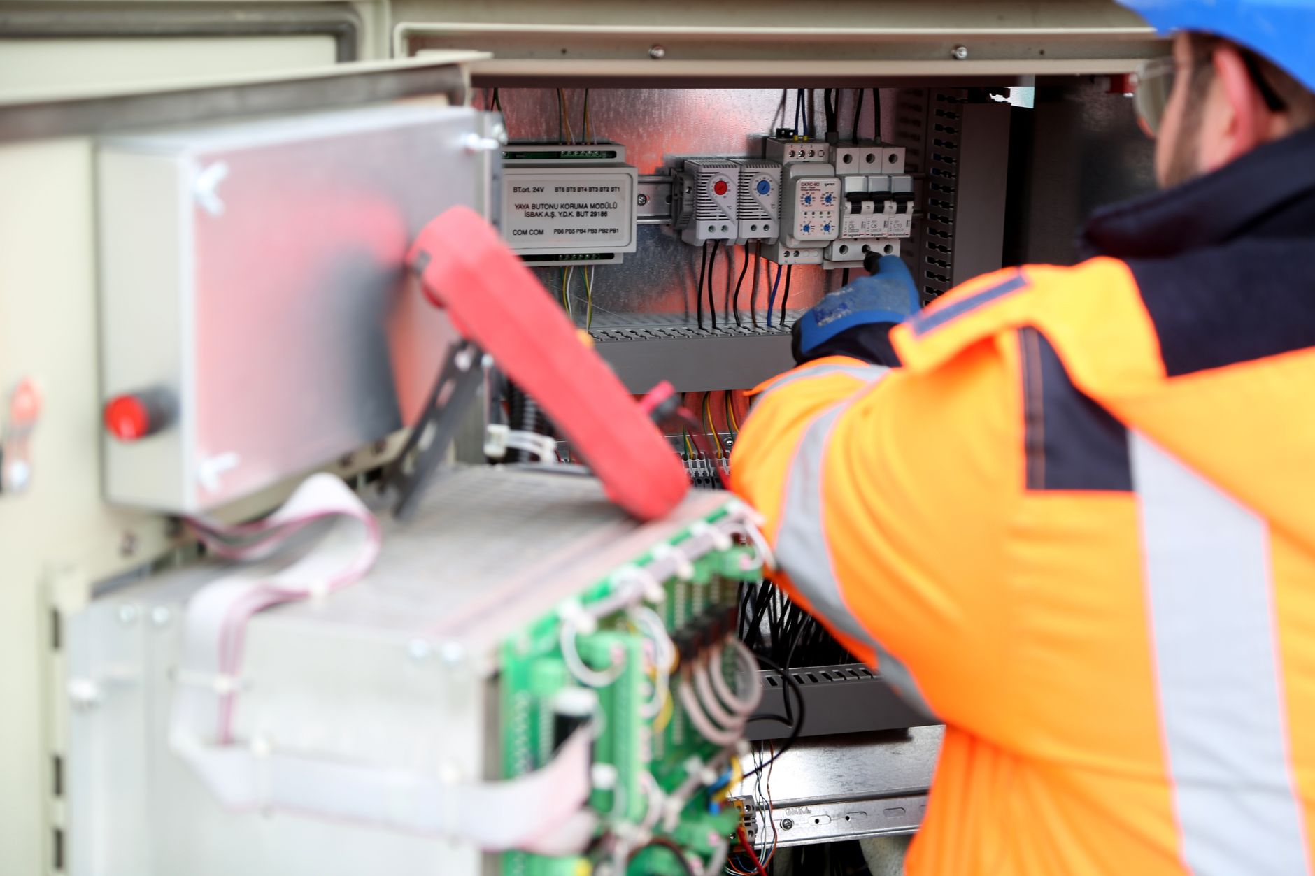 Câblage d'un module dans un coffret électrique